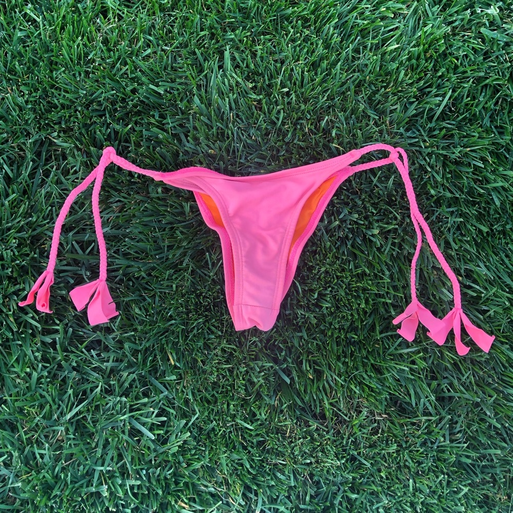 Brazilian bikini bottoms